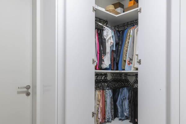 Schlafen Fluegeltuerschraenke 24